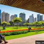 Home 20 도시생태에서의 인간과 생물의 상호작용 - A vibrant urban park scene in a Latin American city like Bogotá, showcasing lush green trees, colorf...